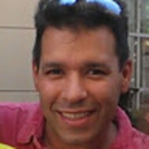 Meet your Posher, Carlos